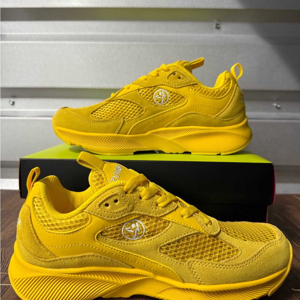 ZUMBA Train 2.O Low Top Shoes Trainers Fitness Sneakers Dance Yellow